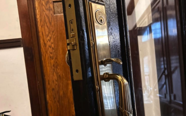 Chicago Locksmiths Emtek