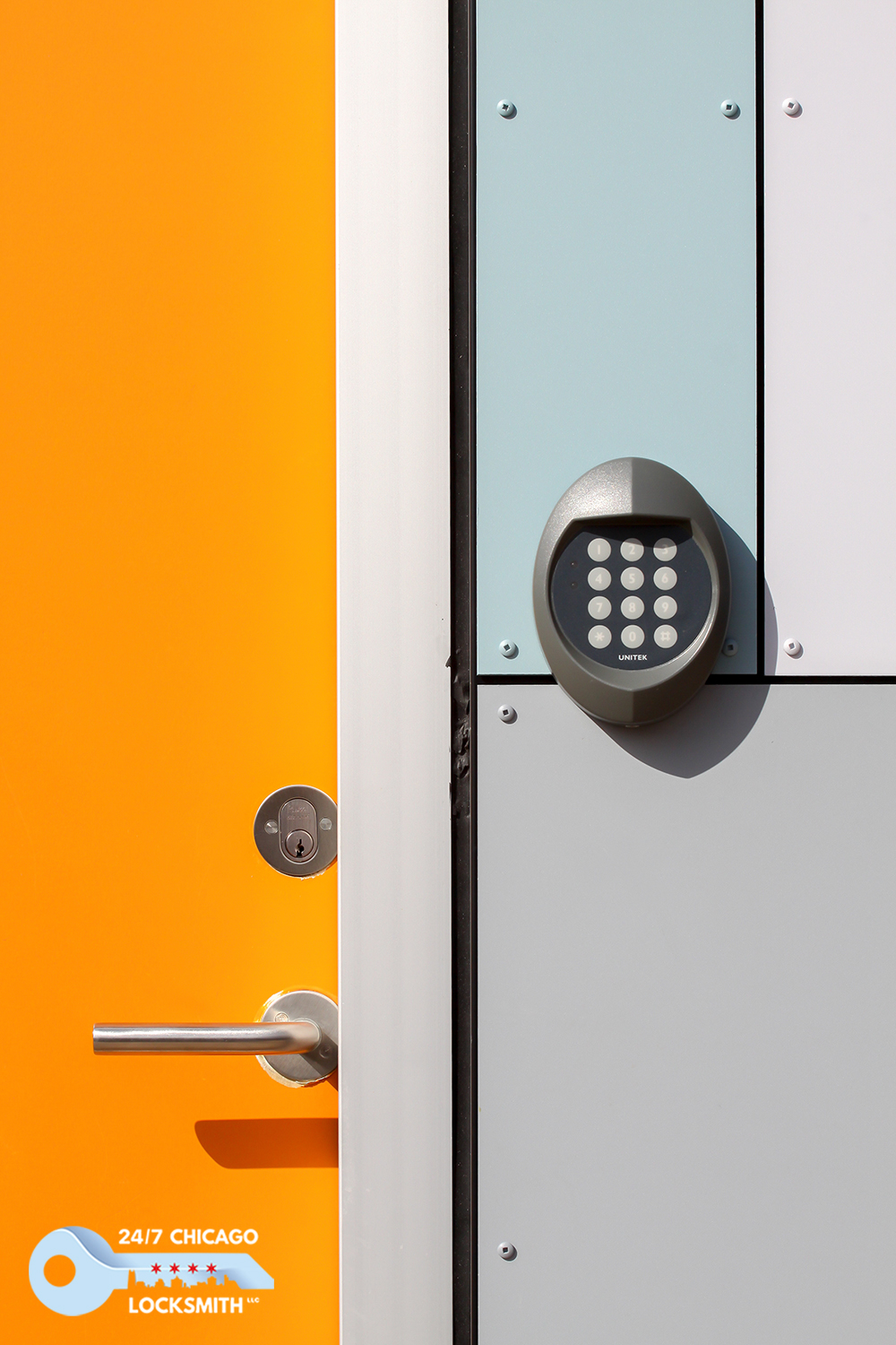 5 Best Electronic Door Locks | Chicago Locksmiths Blog